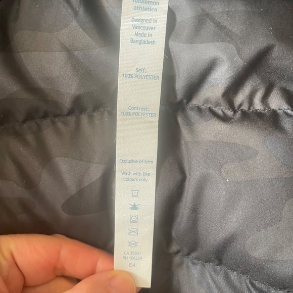 NWT Lululemon Spring Fling Puffy Vest Camo Black Size 4 - Picture 4 of 7